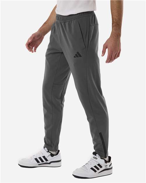 Adidas-AT218-Men's Game & Go Fleece 3-Bar Sweatpants - Image 4