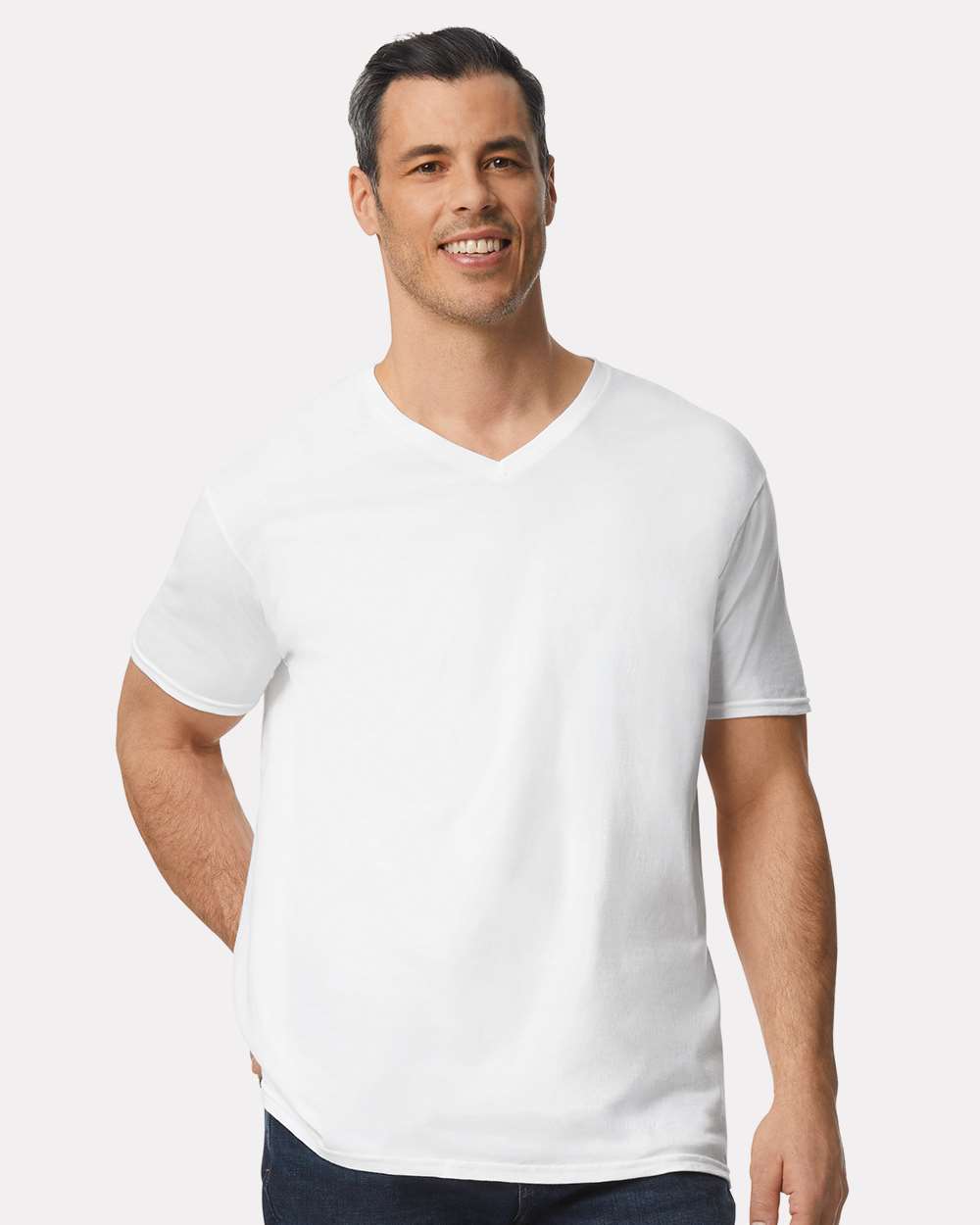 Gildan-64V00-Softstyle® V-Neck T-Shirt - Image 38