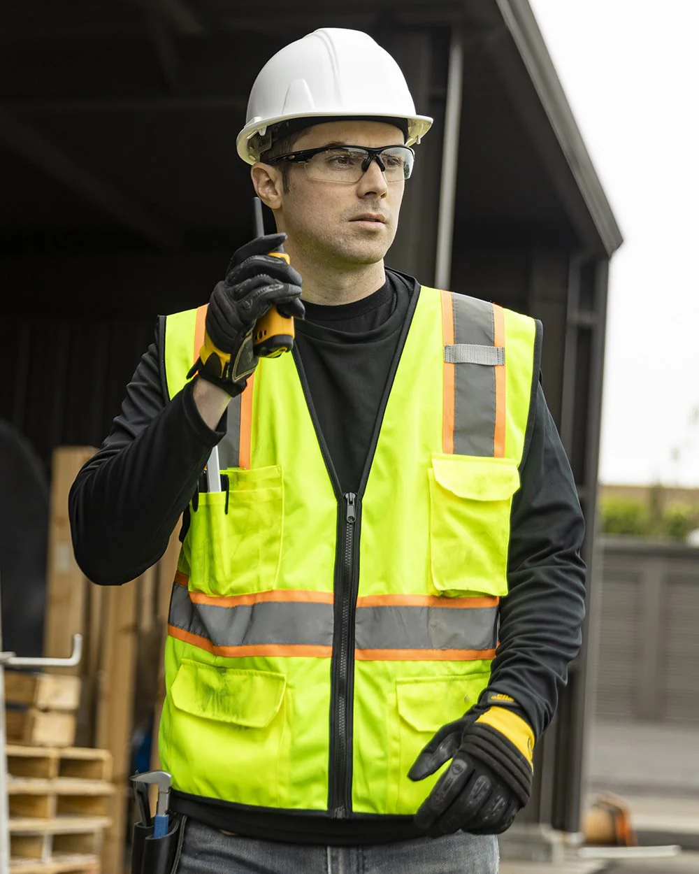 Kishigo-1580-1581-6 Pocket Contrast Class 2 Vest - Image 4