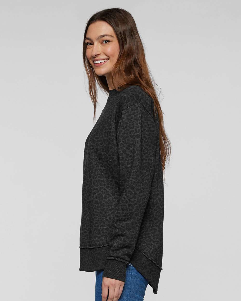 LAT-3525-Women's Weekend Fleece Crewneck Sweatshirt - Image 12