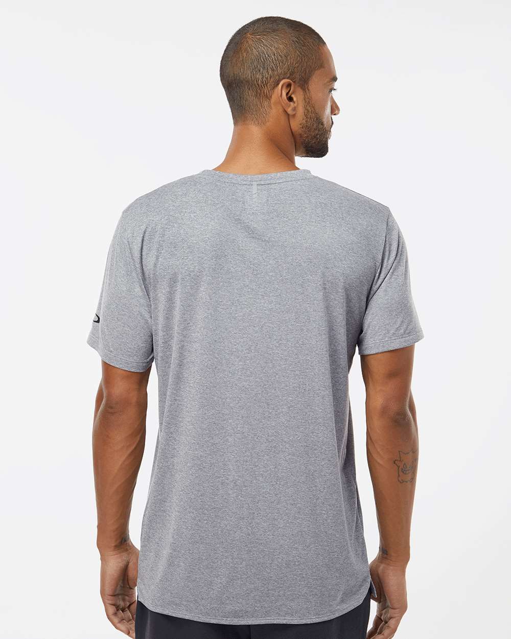 Oakley-FOA402991-Team Issue Hydrolix T-Shirt - Image 19