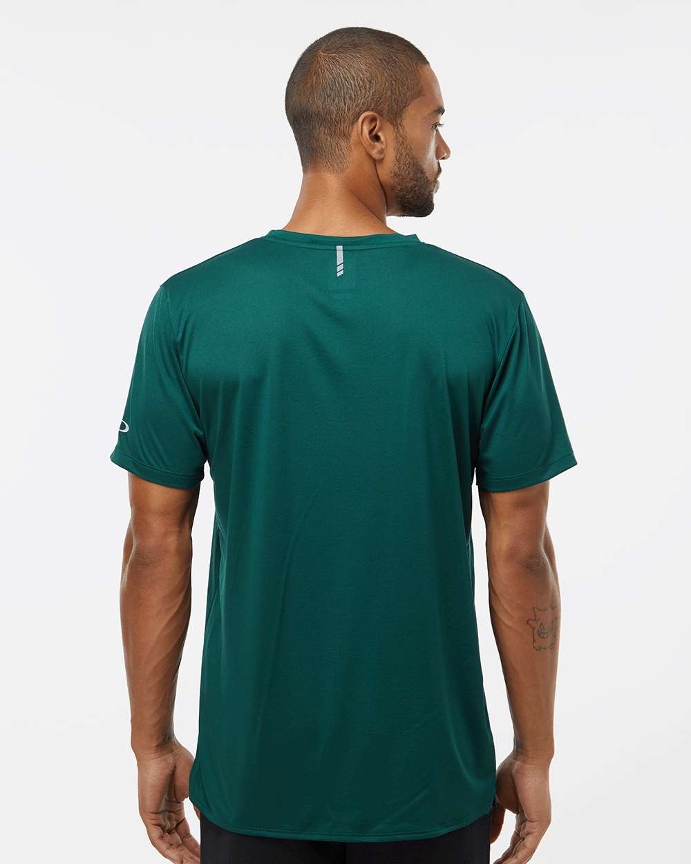 Oakley-FOA402991-Team Issue Hydrolix T-Shirt - Image 25