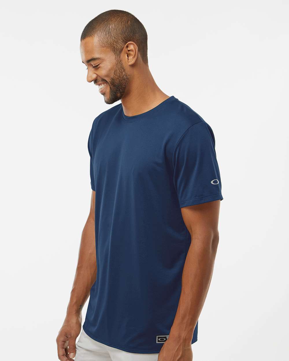 Oakley-FOA402991-Team Issue Hydrolix T-Shirt - Image 30
