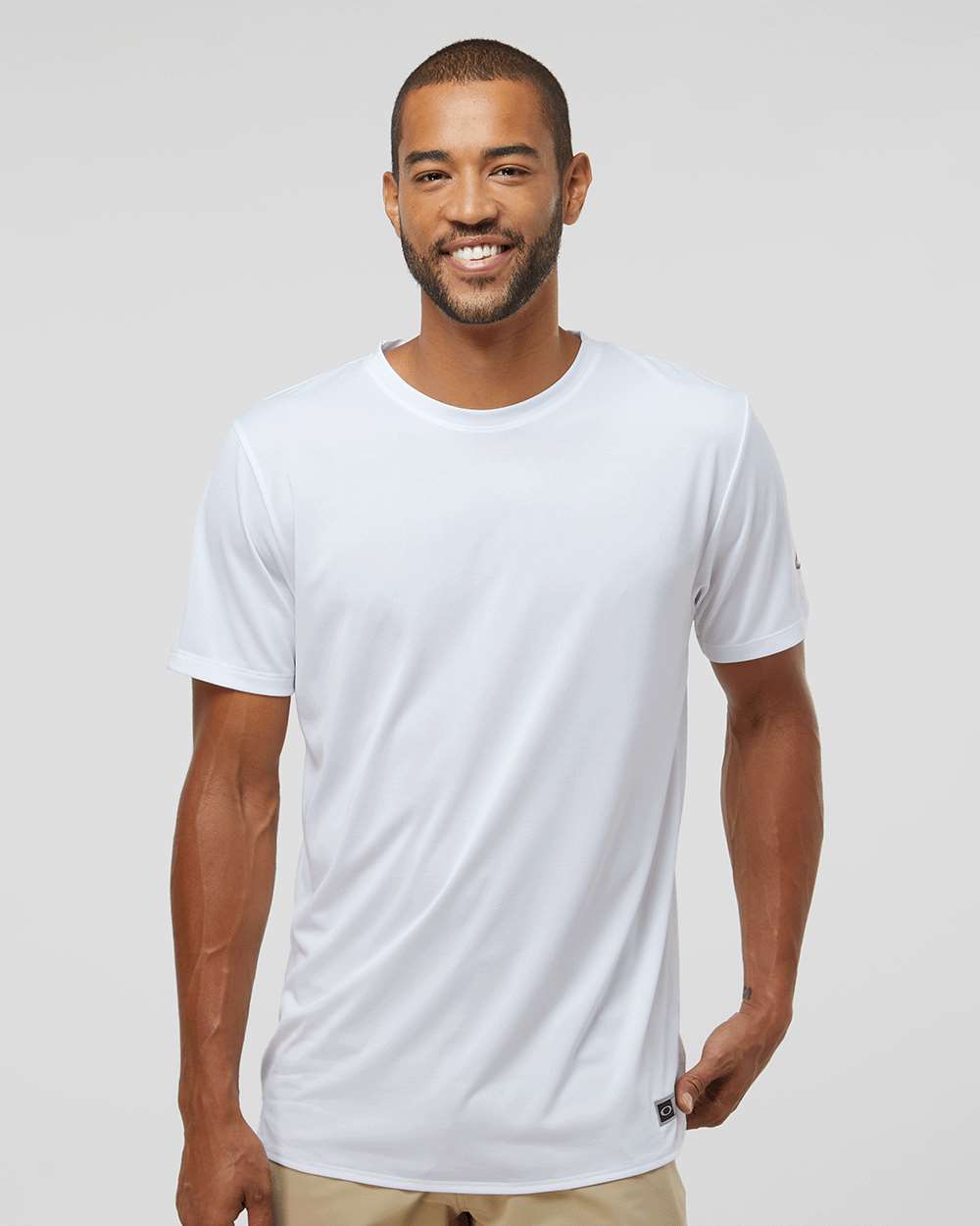 Oakley-FOA402991-Team Issue Hydrolix T-Shirt - Image 47