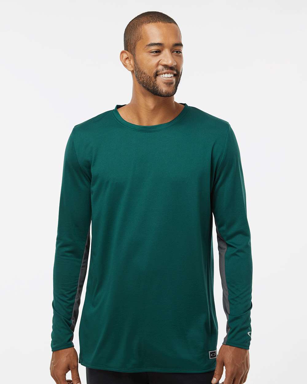Oakley-FOA402992-Team Issue Hydrolix Long Sleeve T-Shirt - Image 11