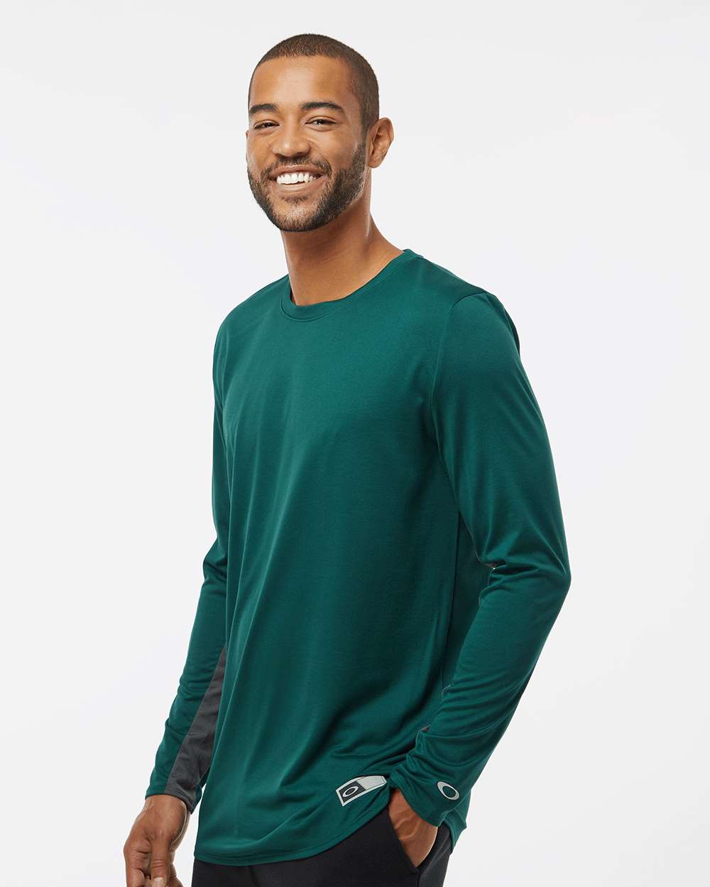Oakley-FOA402992-Team Issue Hydrolix Long Sleeve T-Shirt - Image 12
