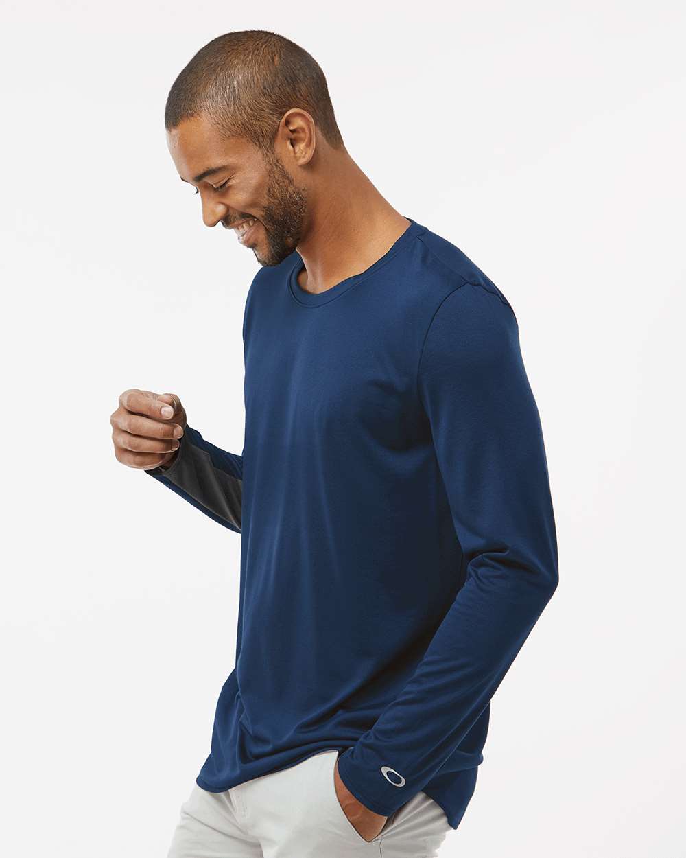 Oakley-FOA402992-Team Issue Hydrolix Long Sleeve T-Shirt - Image 18