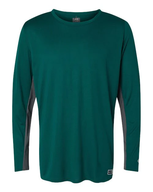 Oakley-FOA402992-Team Issue Hydrolix Long Sleeve T-Shirt - Image 34