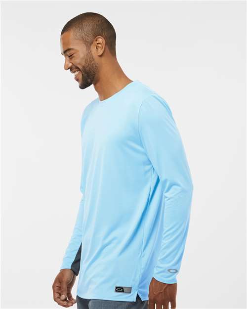Oakley-FOA402992-Team Issue Hydrolix Long Sleeve T-Shirt - Image 36