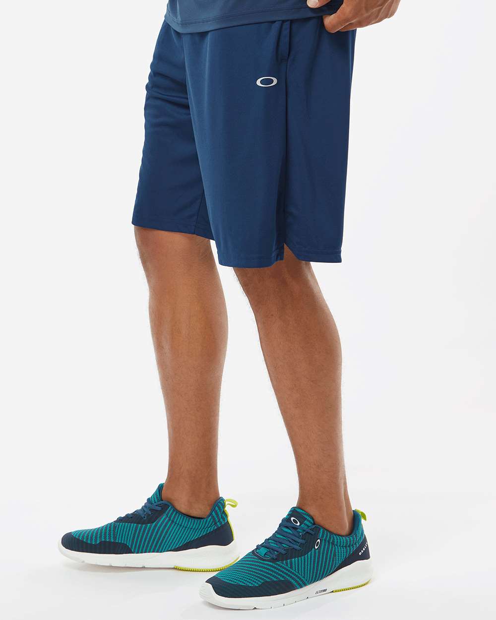 Oakley-FOA402995-Team Issue Hydrolix 9" Shorts - Image 17