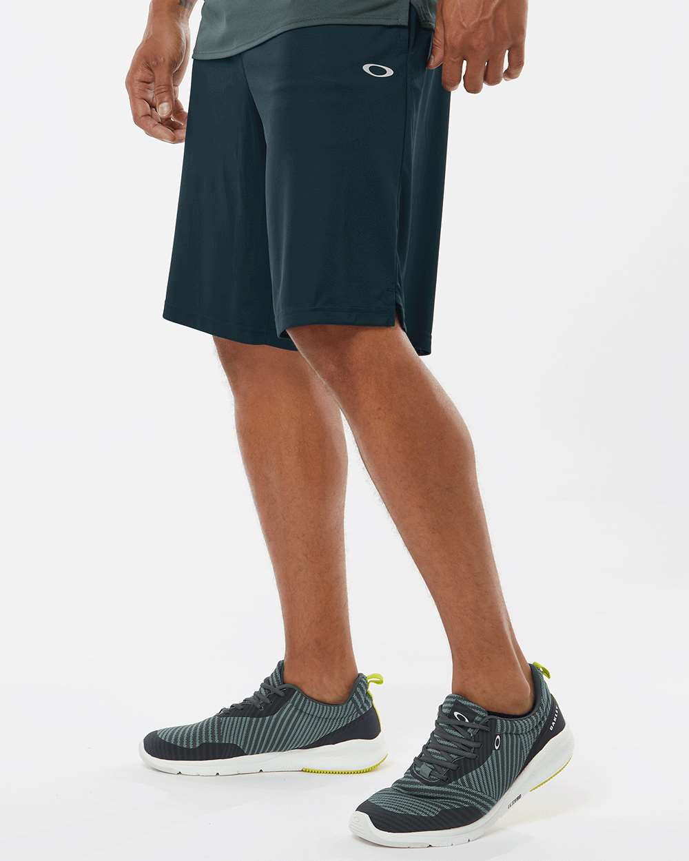 Oakley-FOA402995-Team Issue Hydrolix 9" Shorts - Image 5
