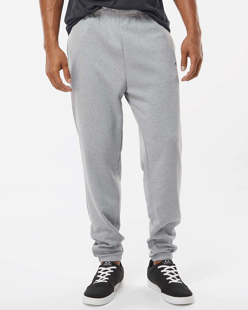 Oakley-FOA402996-Team Issue Enduro Hydrolix Sweatpants - Image 16